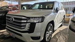 تويوتا لاندكروزر